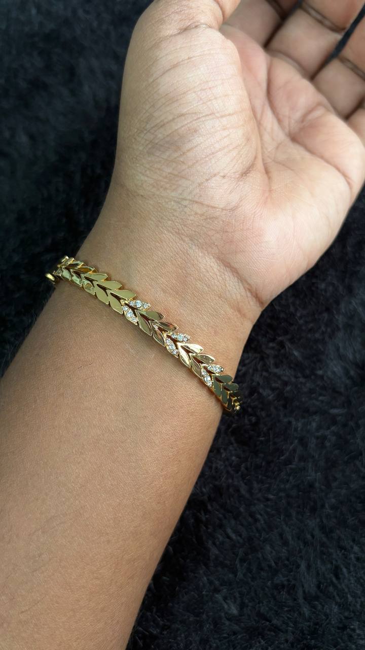 Leaf Kada Bracelet