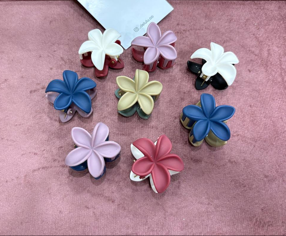 Dual Color Matte Pinteresty Flower Small Claw