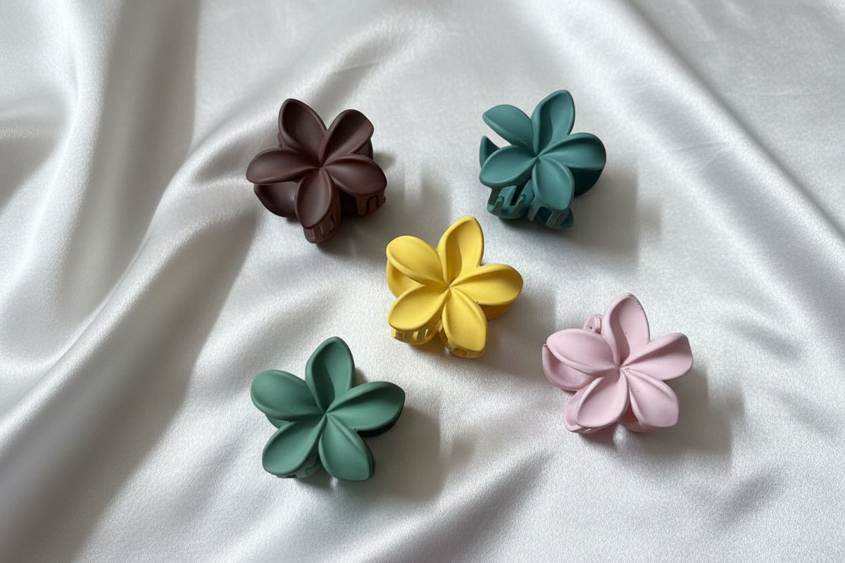 Matte Pinteresty Flower Small Claw