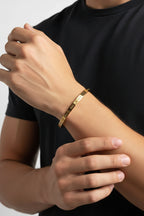 Sleek Clover Kada Bracelet