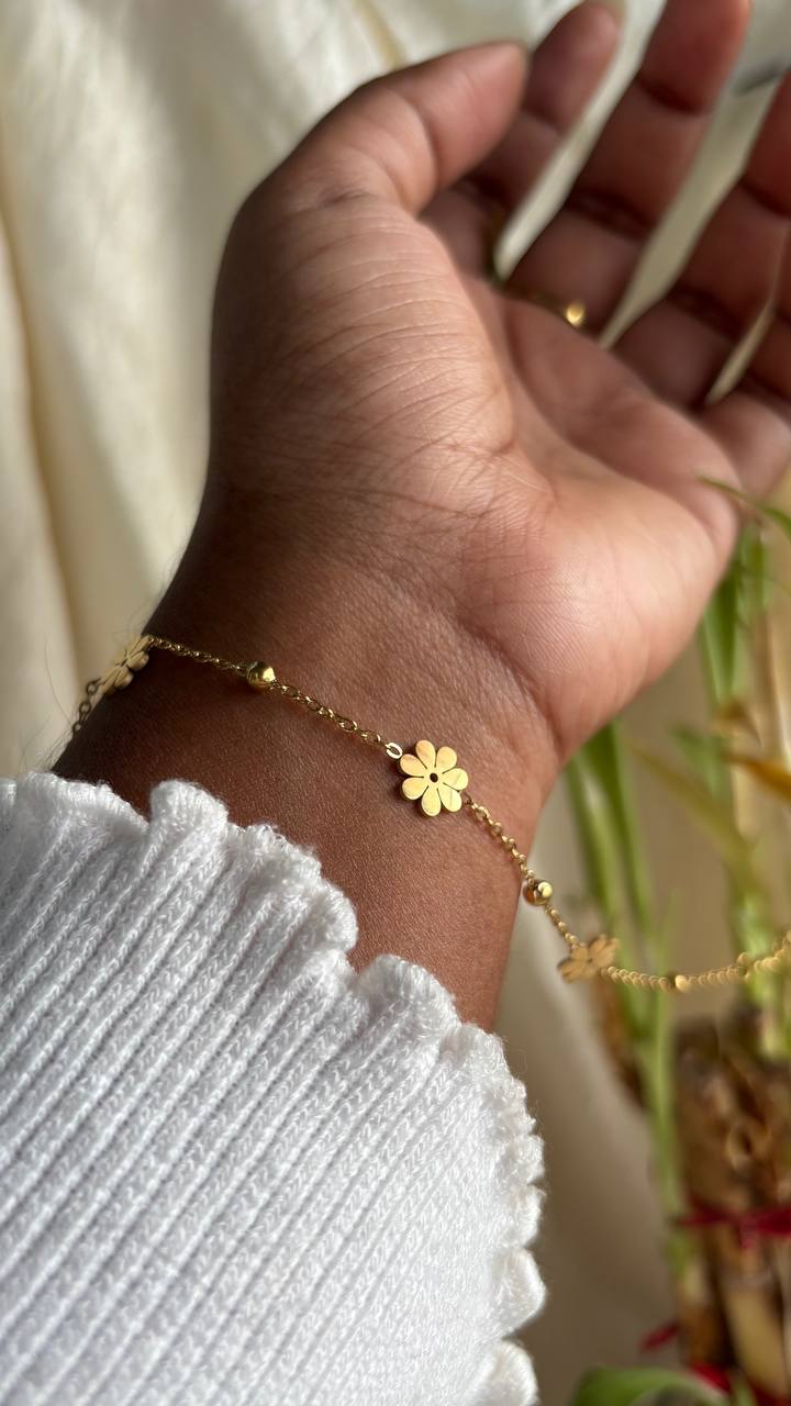 Flower Bead Chain Bracelet