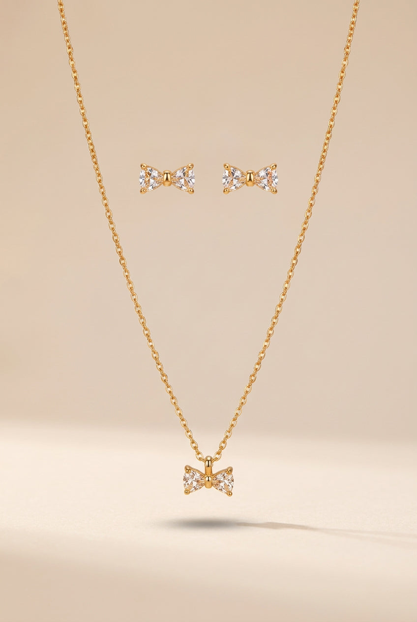 White Crystal Bow Chain With Studs