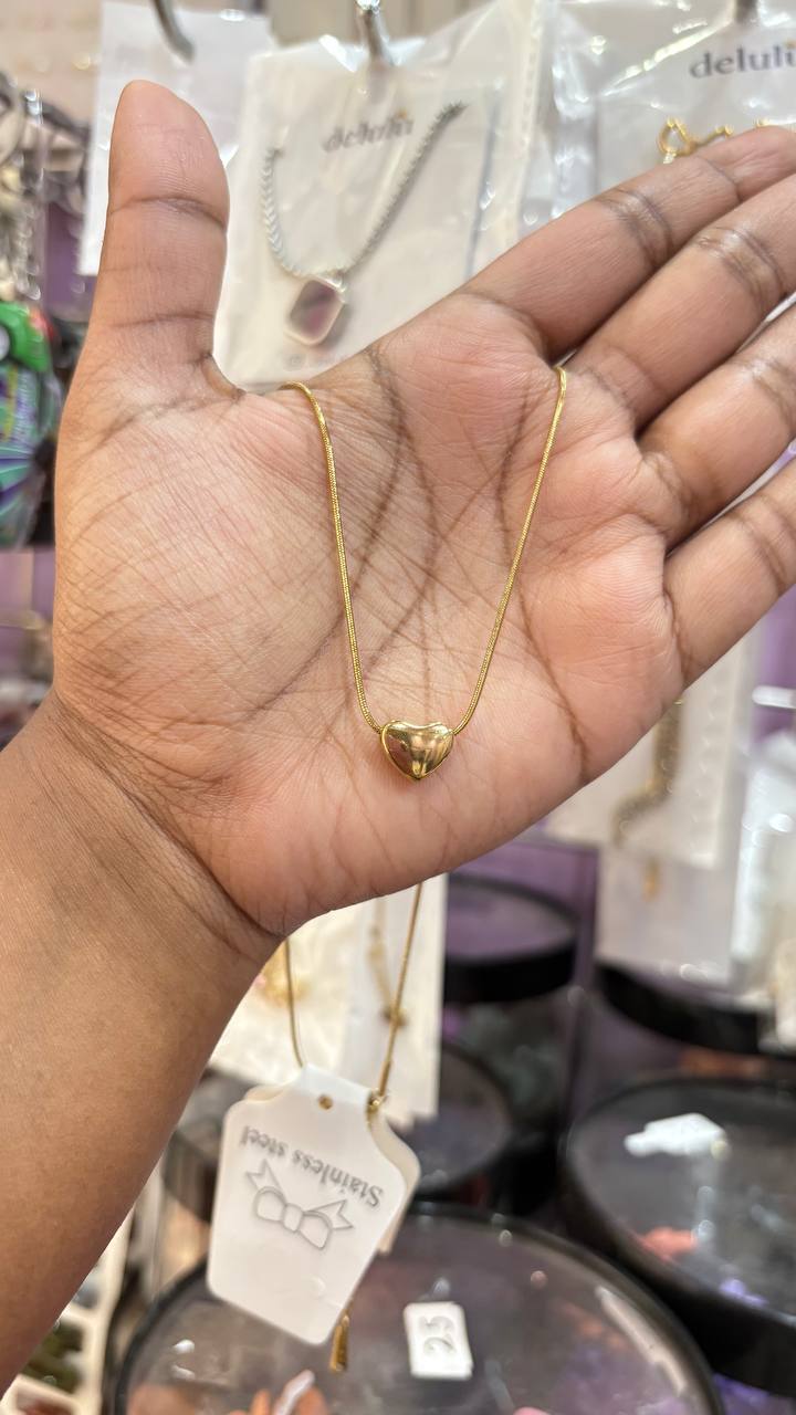 Tiny Heart Chain