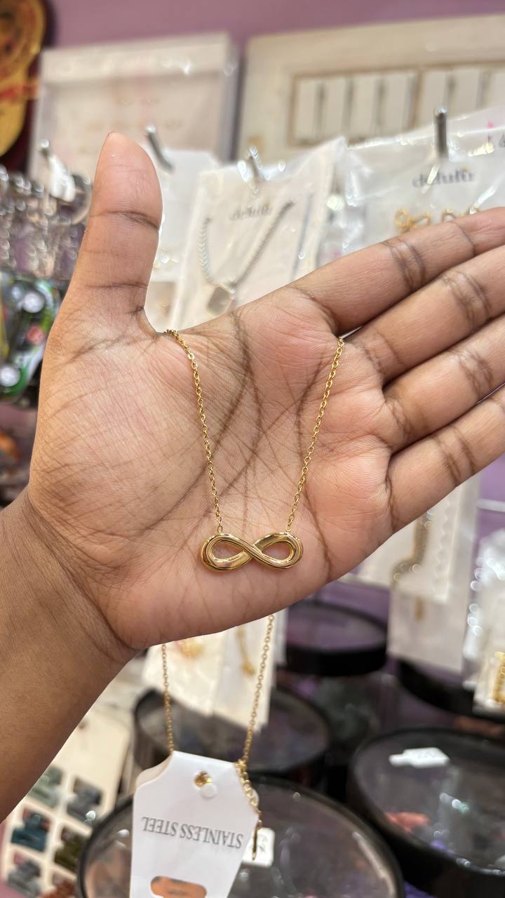 Infinity chain