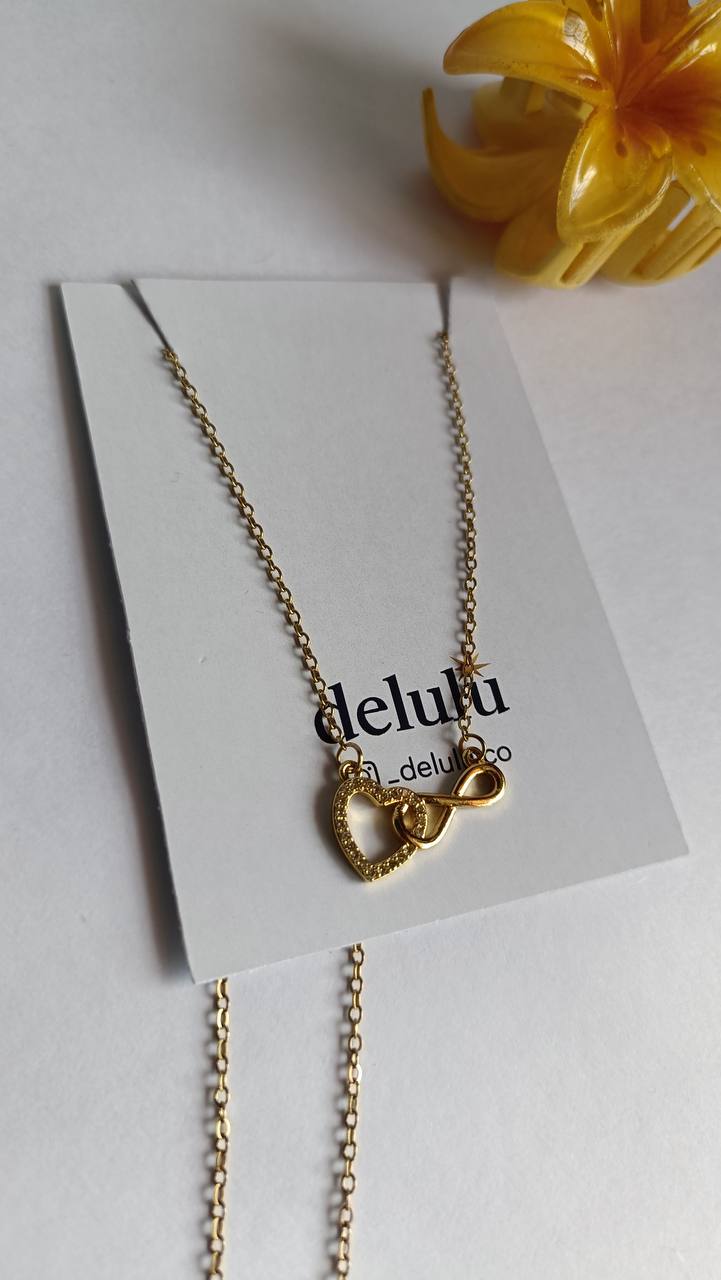 Infinity heart chain